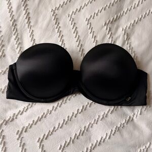 Victoria's Secret Very Sexy Black Strapless Bra